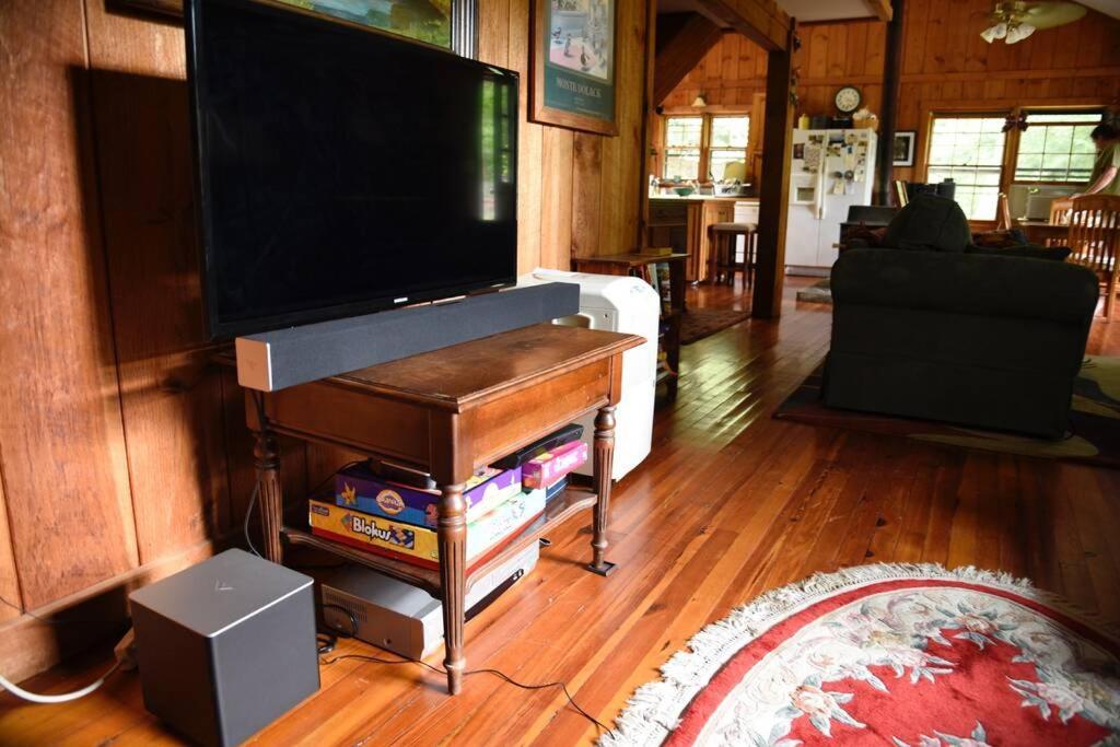 Fox Trot Cabin Meadows of Dan Ngoại thất bức ảnh